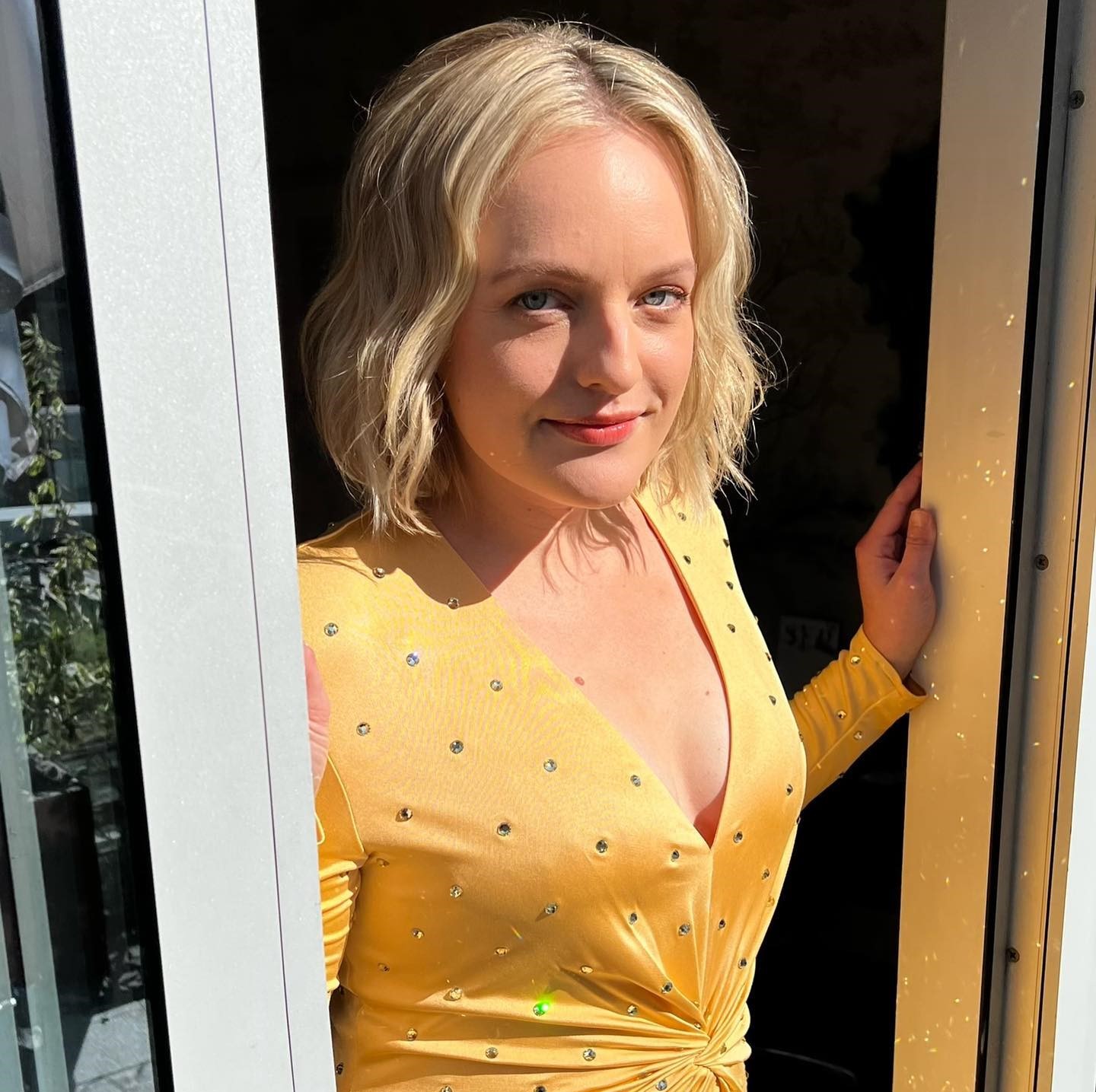 H Elisabeth Moss