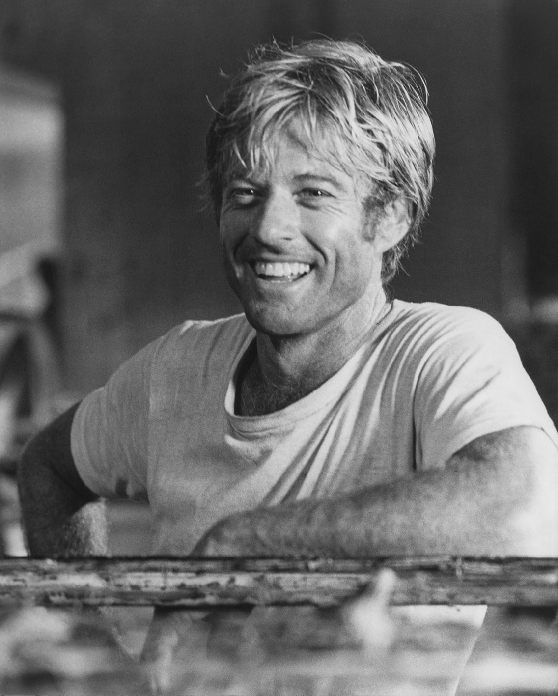 O Robert Redford χαμογελά