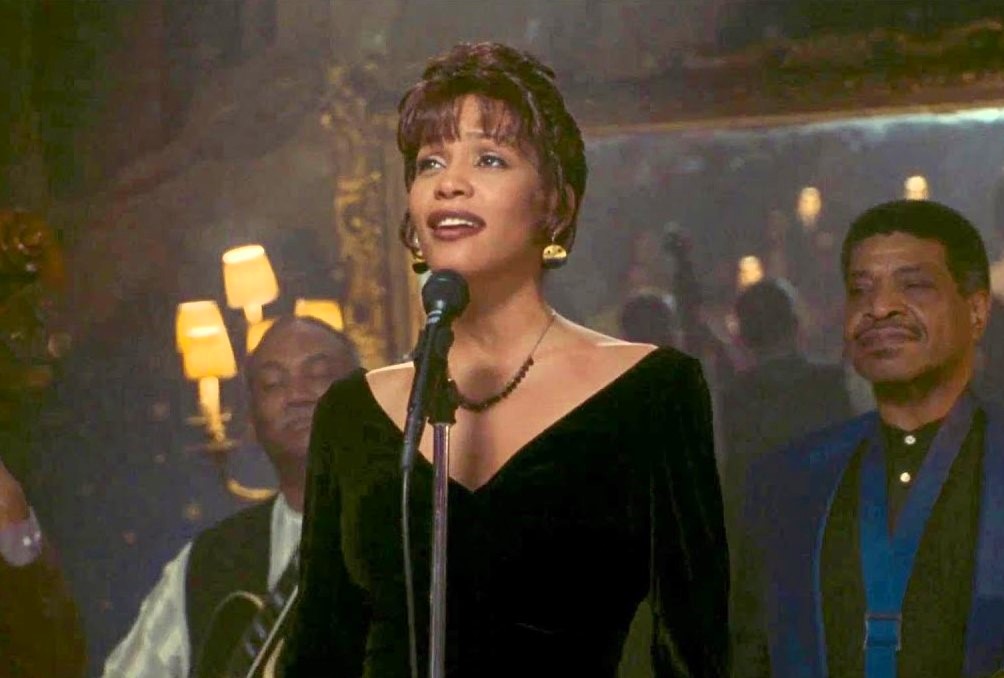 Η Whitney Houston σε σκηνή από την ταινία "Φτερωτός έρωτας"