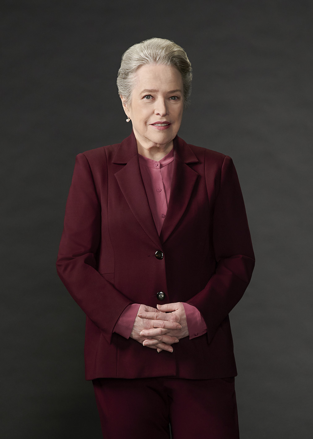 Η Kathy Bates ως Madeline Matlock, από τη σειρά του CBS MATLOCK.