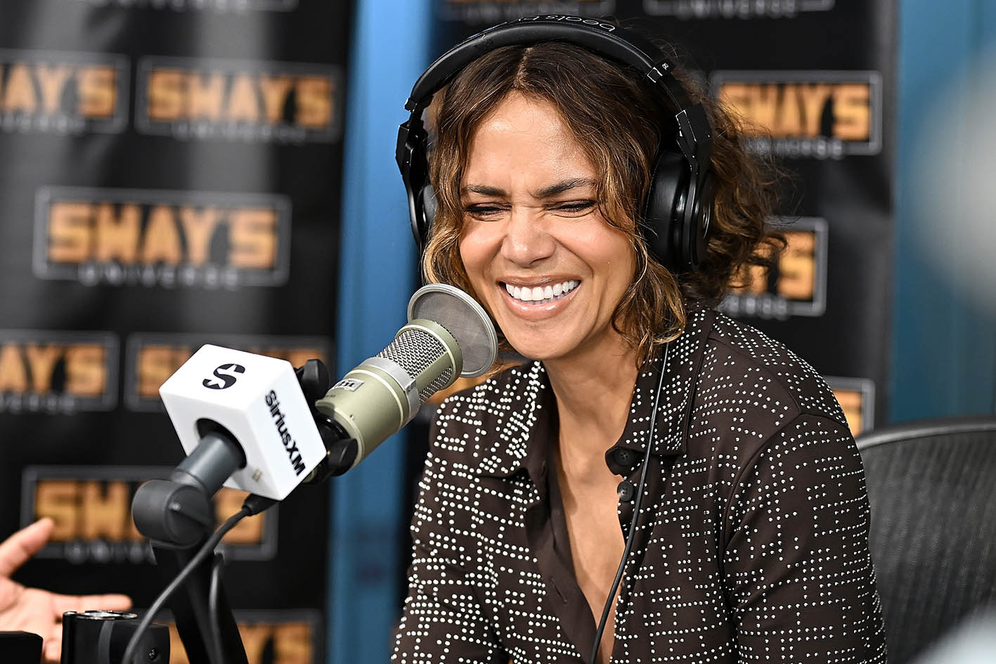 Η Halle Berry επισκέφτηκε τα στούντιο Sway at SiriusXM στις 16 Σεπτεμβρίου 2024 στη Νέα Υόρκη.