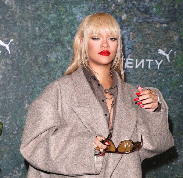 H Rihanna παρευρέθηκε στο πάρτυ για την παρουσίαση της συνεργασίας της εταιρείας της FENTY με το brand PUMA, στις 17 Απριλίου 2024, στο Λονδίνο.